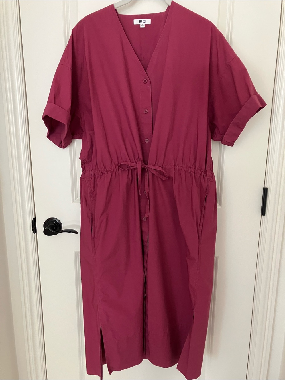 Uniqlo U V-Neck Button-Front Midi Dress in Wine/Maroon